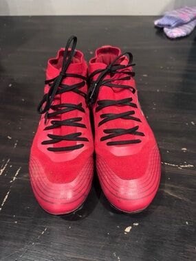 Red Athletic Knit Lace-Up Women's soccer Shoes